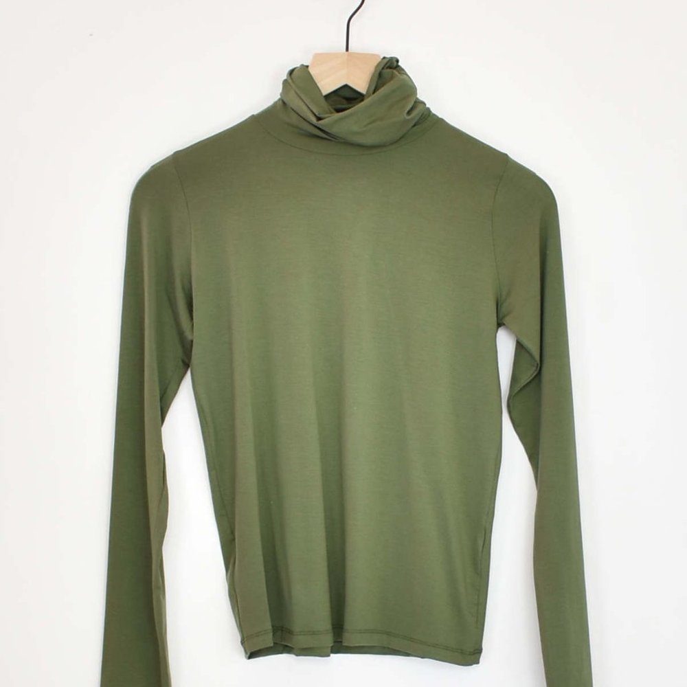 NWT Baserange Turtleneck long sleeve tshirt top Apache Green